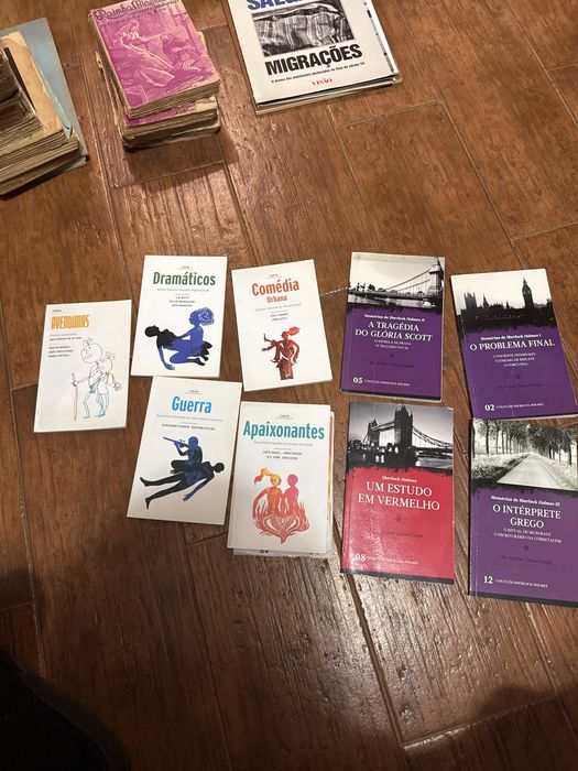 Livros sherlock holmes e outros