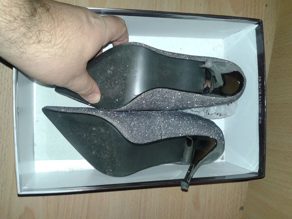 Buty damskie Jennifer & Jennifer szpilki rozmiar 35