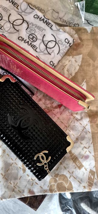 Chanel portfel czarny duzy zlote dodatkii