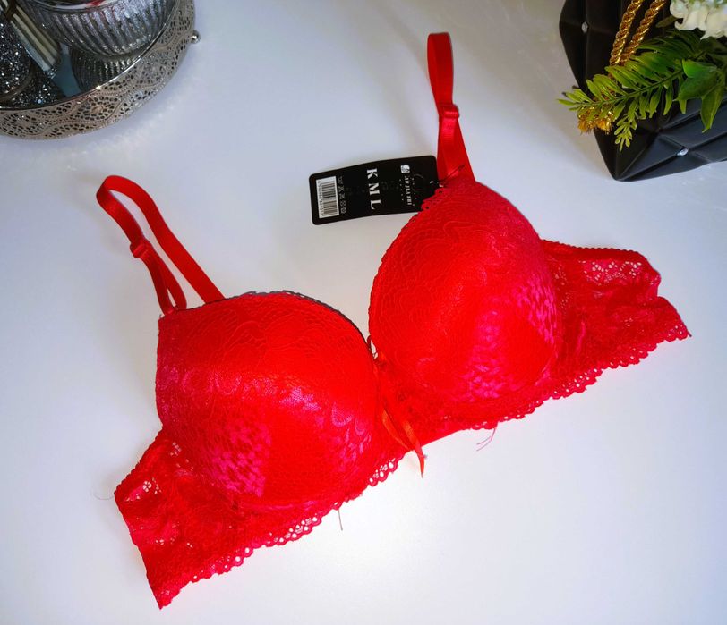 Koralowy koronkowy biustonosz push-up 85B