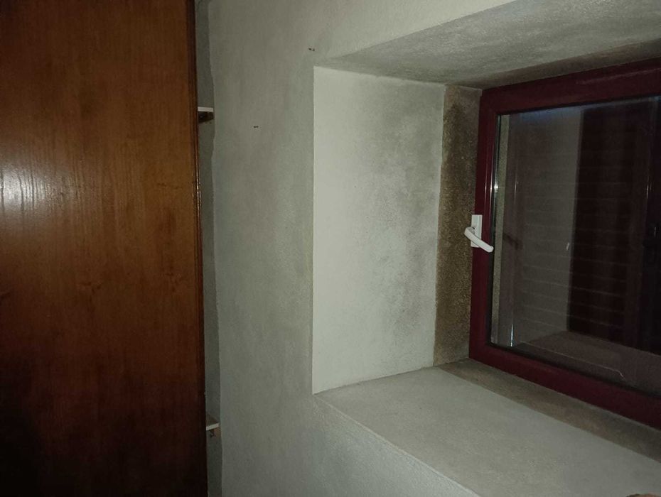 CASINHA T2 PRONTA A HABITAR NA ZONA DA MÊDA