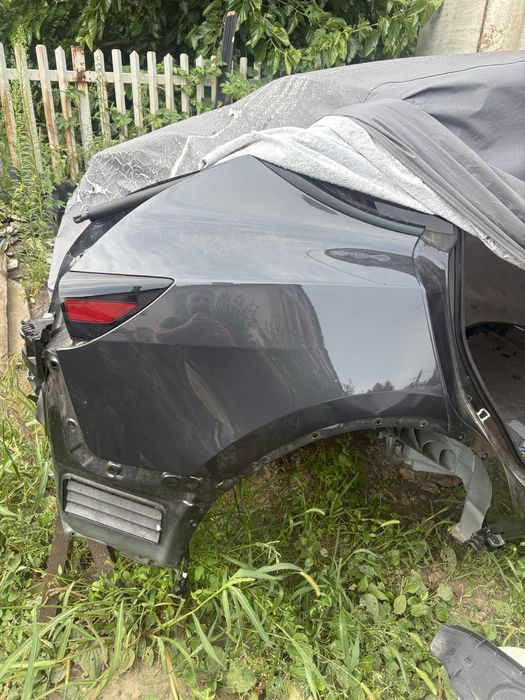 Четверть задня права Tesla Y 22-24 і 26+ pmng pn01