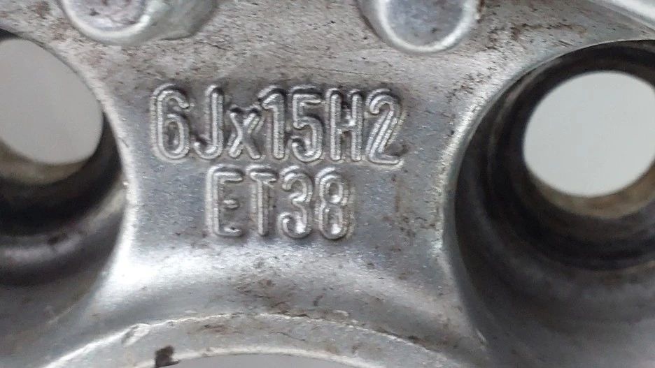 Pneu suplente AUDI A3 (8L1)