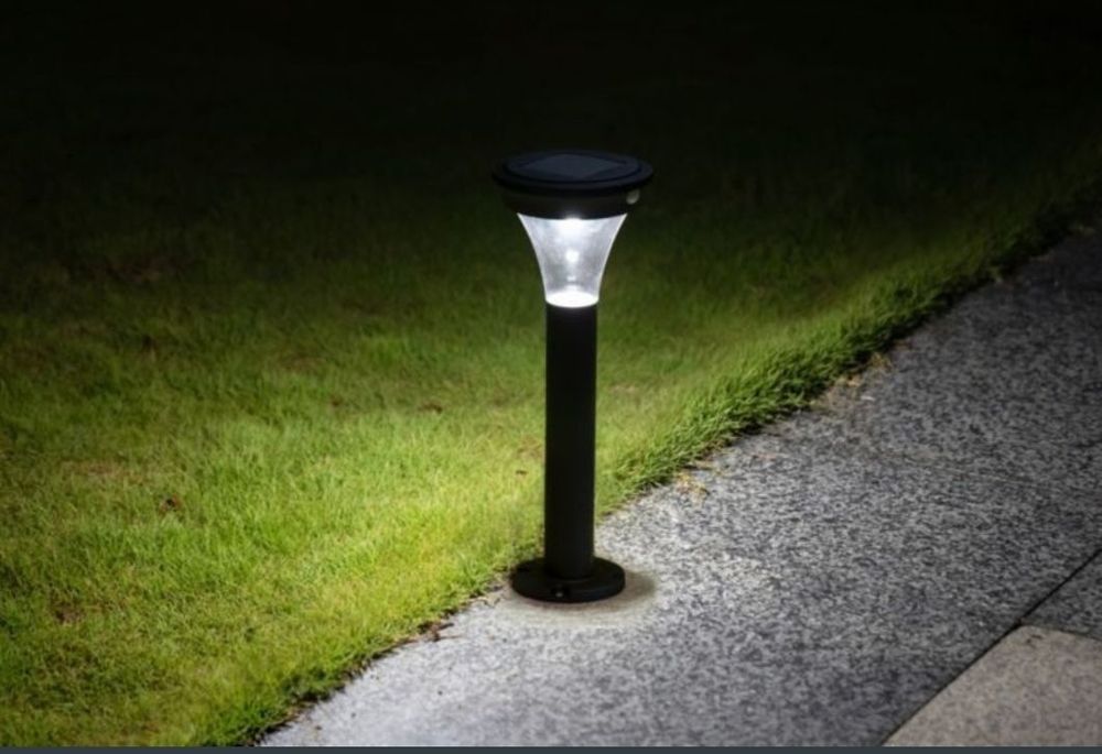 Lampa solarna słupek ogrodowy z czujnikiem