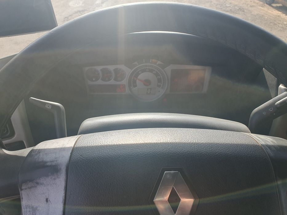 Renault Magnum 2007 та самоскид напівпричіп STAS