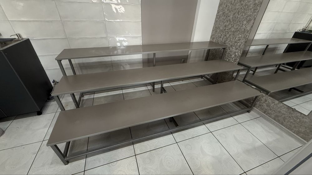 Стелаж-гірка для квіткового магазину