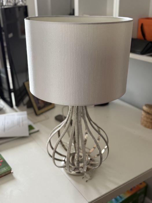 Lampa stołowa lampka nocna srebrna z abażurem Home&You