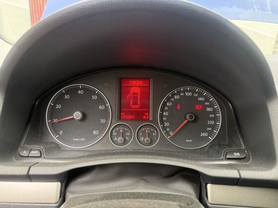 Volkswagen Golf 1.8tsi super stan