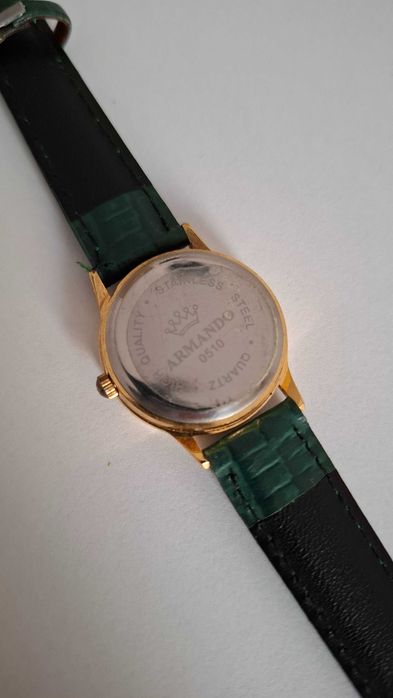Nowy zegarek klasyczny marki ARMANDO 0510 kolor złoty - pasek zielony