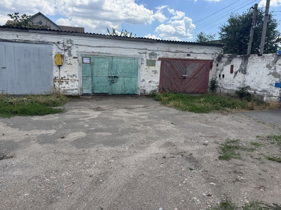 Продам капитальный гараж с погребом и ямой в Гк Автотурист