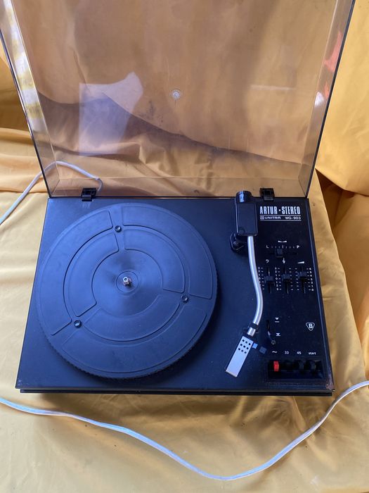 Gramafon ze wzmacniaczem