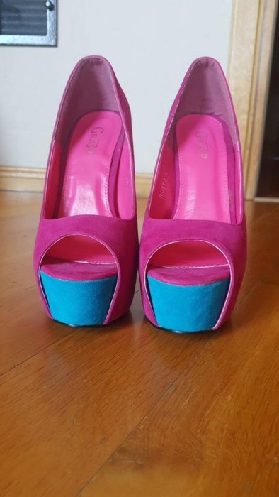 Neonowe różowe buty na obcasie na platformie sexy szpilki