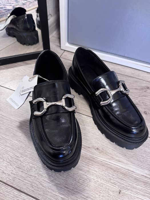 Лофери Stradivarius