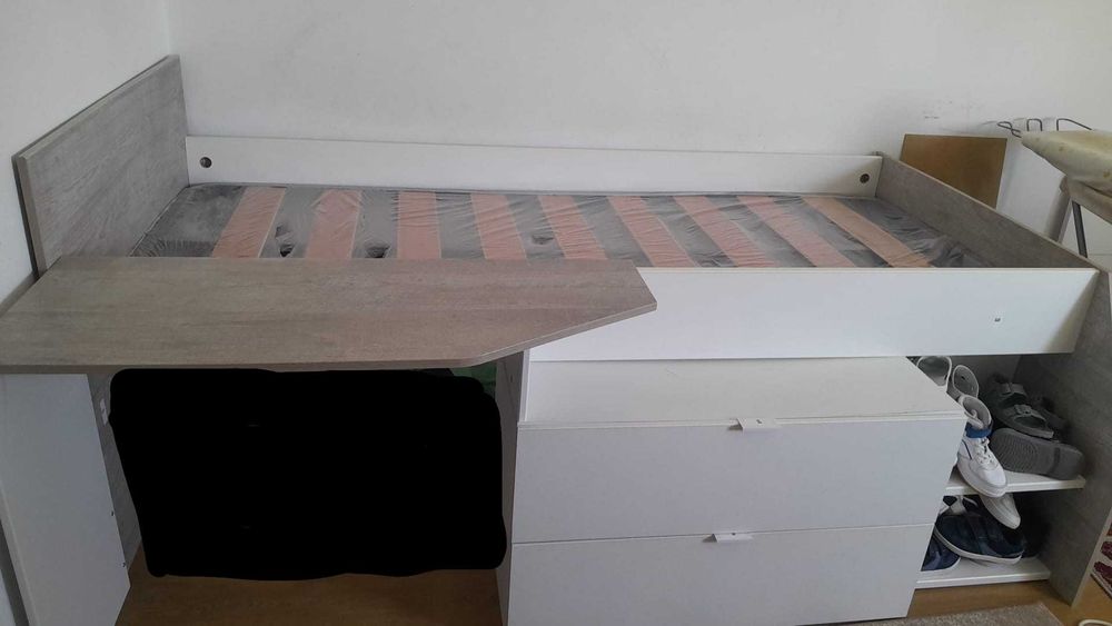 Camas usadas em bom estado a preços acessíveis