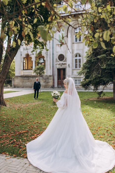 Свадебное платье