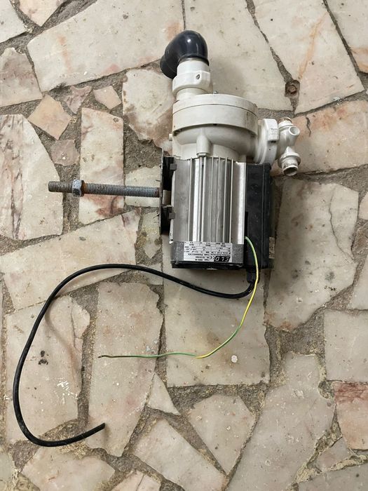 Bomba de água, hidromassageador