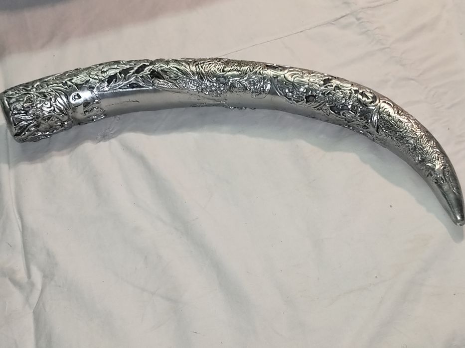 Corno Antigo Prateado