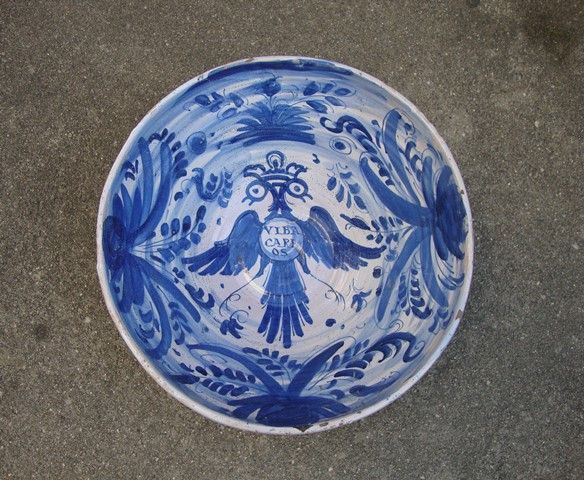 Prato com monograma
