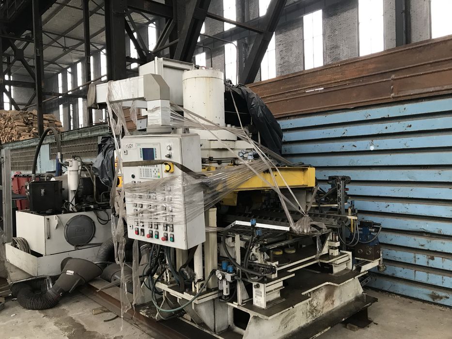 Nożyca hydrauliczna SMS Eumuco do cięcia wlewków na gorąco