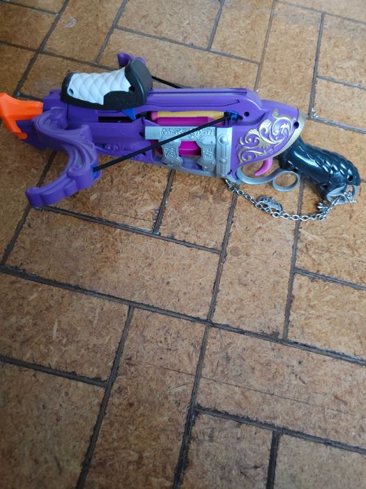 NERF Rebelle Charmed Fair Fortune Crossbow