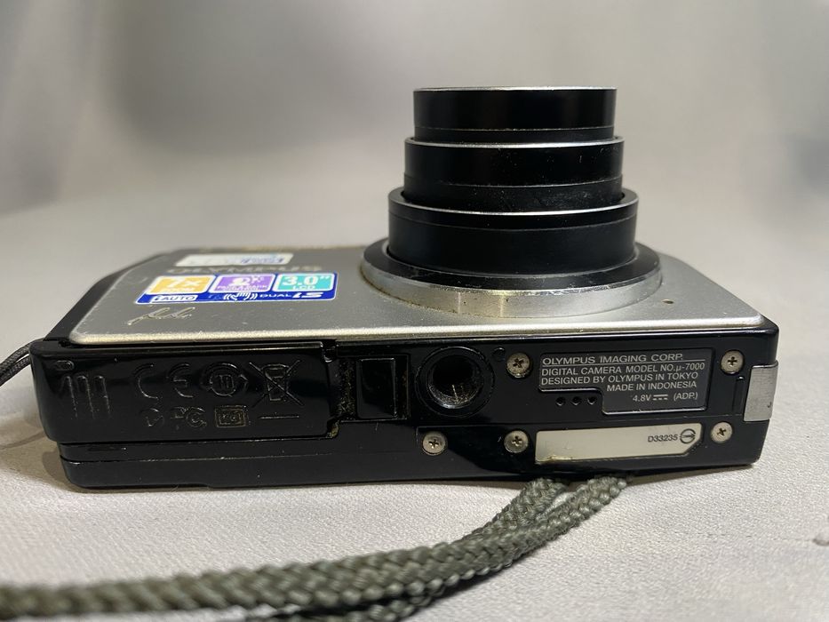 Цифровий фотоапарат Olympus mju 7000