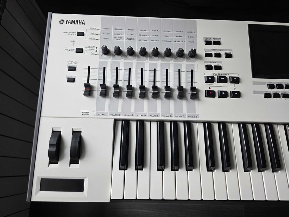 Yamaha Motif XF6 WH