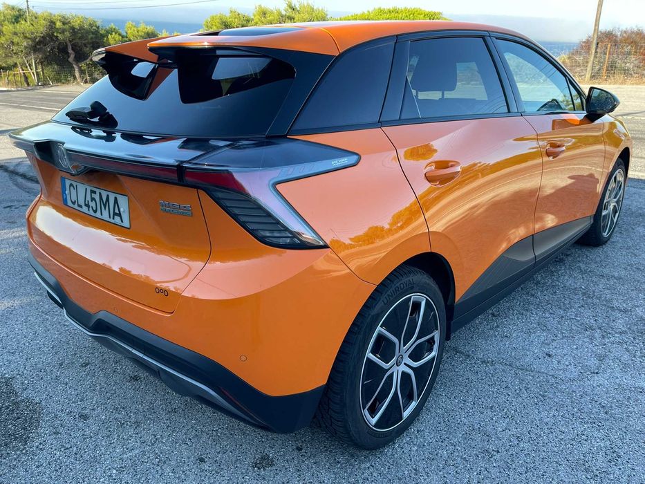 MG4 64 kWh Luxury 150 kW 204 Hp 6.800 Kms