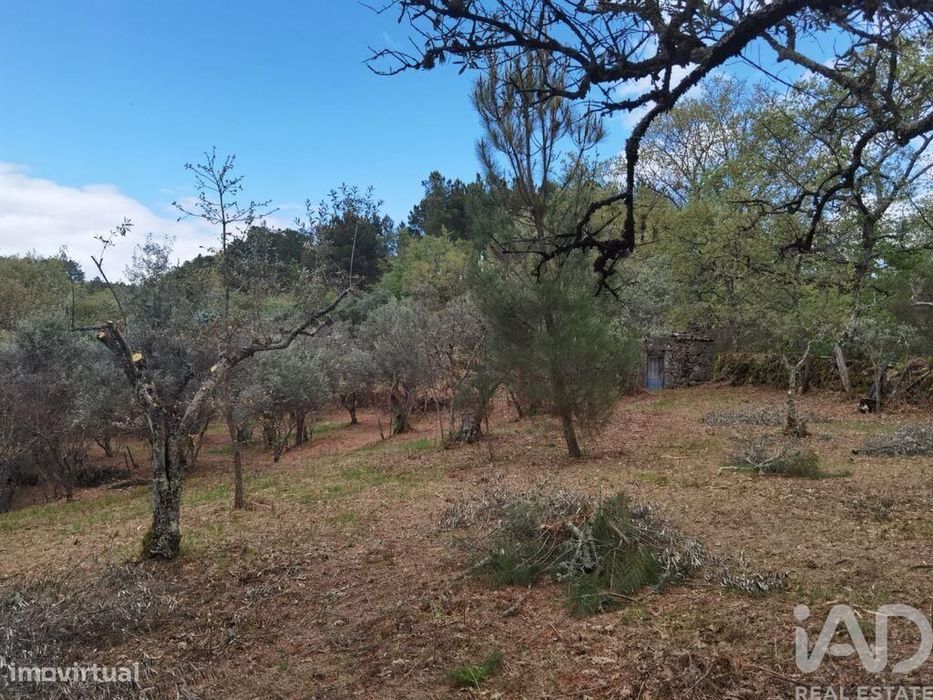 Casa de Campo em Aldeias e Mangualde da Serra de 40,00 m2