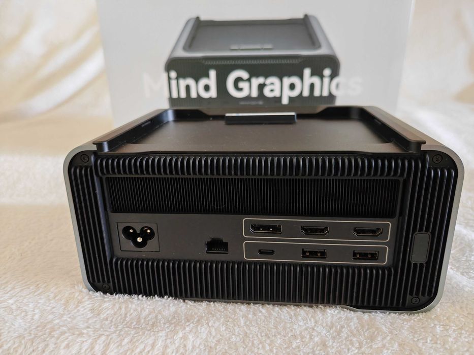 eGPU Khadas Mind Graphics 2 Nvidia RTX 5060 Ti 16GB