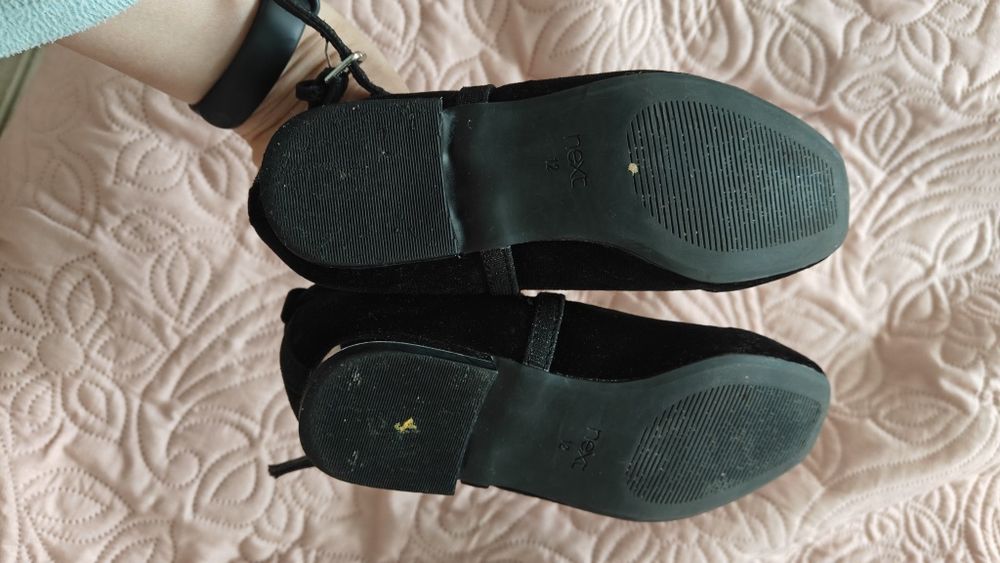 Туфлі велюрові  Next