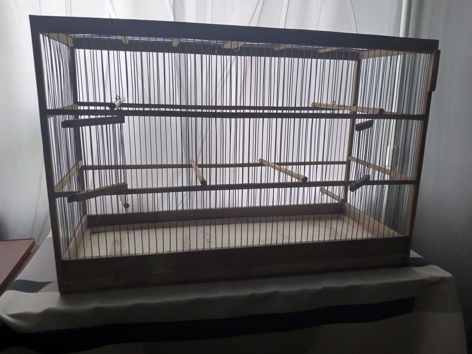 Клеточка для попугайчеков и конареек