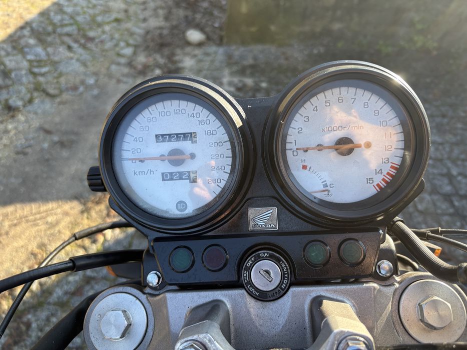 Honda CBF600 Hornet - 25 Kw (Carta A2)