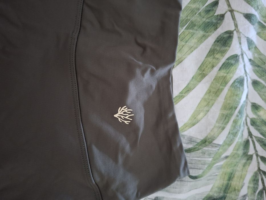 Saia verde seco marca ôXe