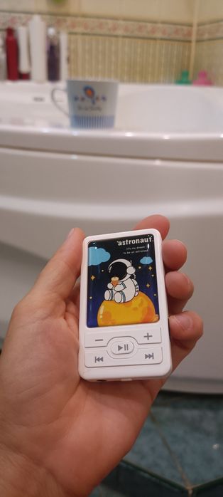 Продам новый цифровой usb MP3 плеер со спикером