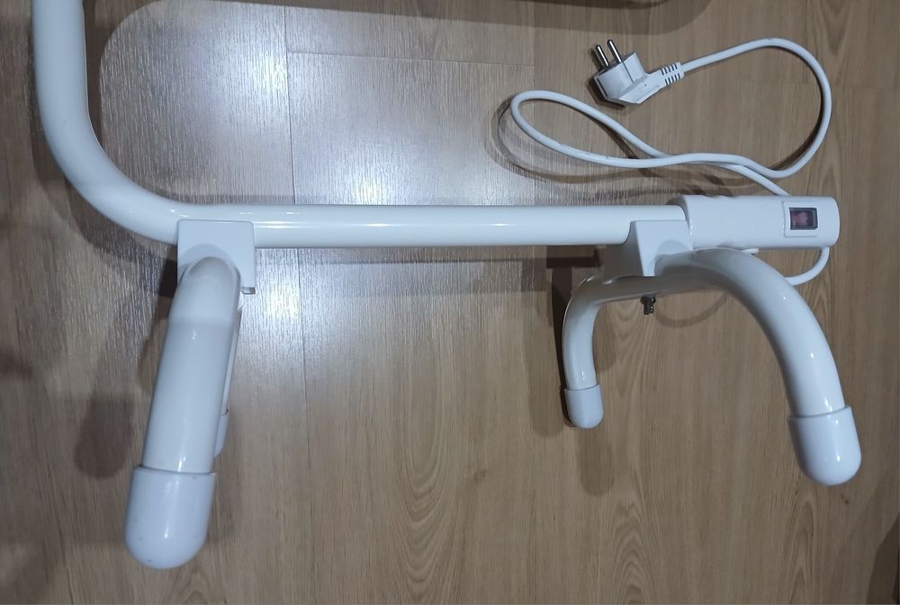 Aquecedor secador toalhas.