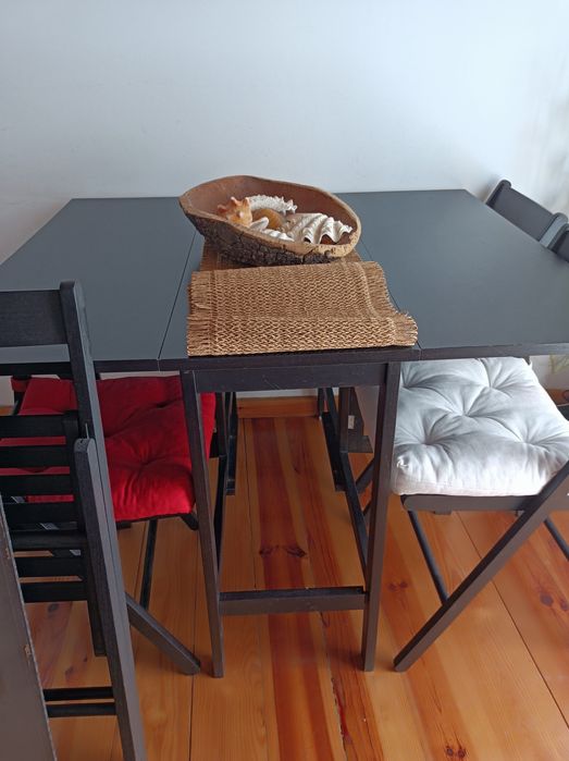 Reservada - Mesa de jantar preta IKEA Nordviken