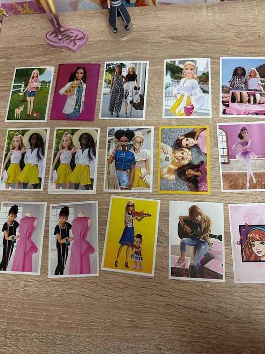 Наклейки барбі до альбома паніні panini