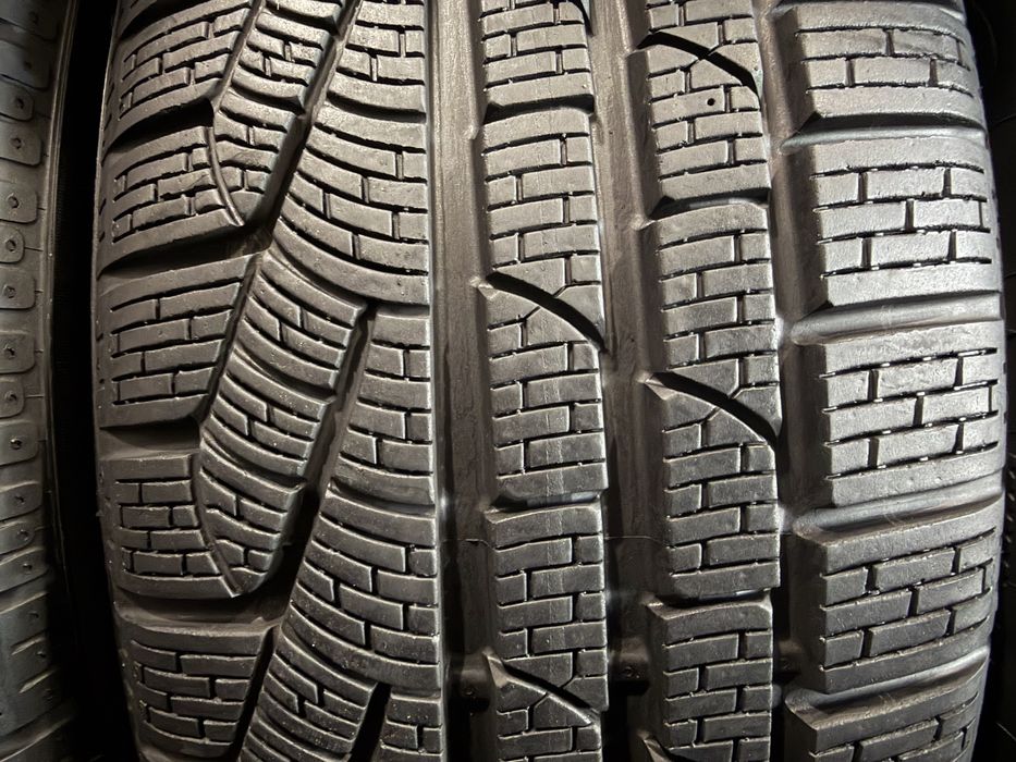 225/45 r 18 Pirelli run flat 4шт.