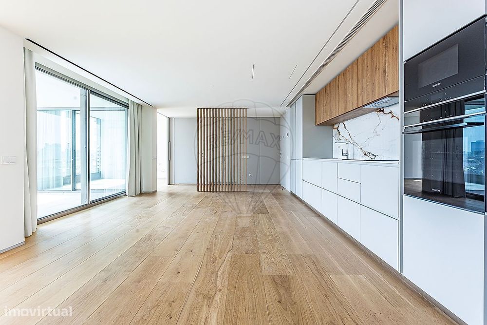 Apartamento T4 para venda