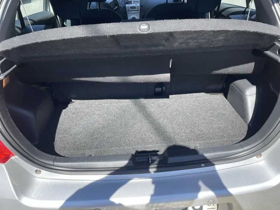 Toyota Yaris 1.0 VVT-i