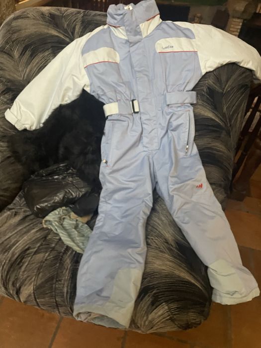 Fato de crianca ( 8/9 anos ) para a Neve