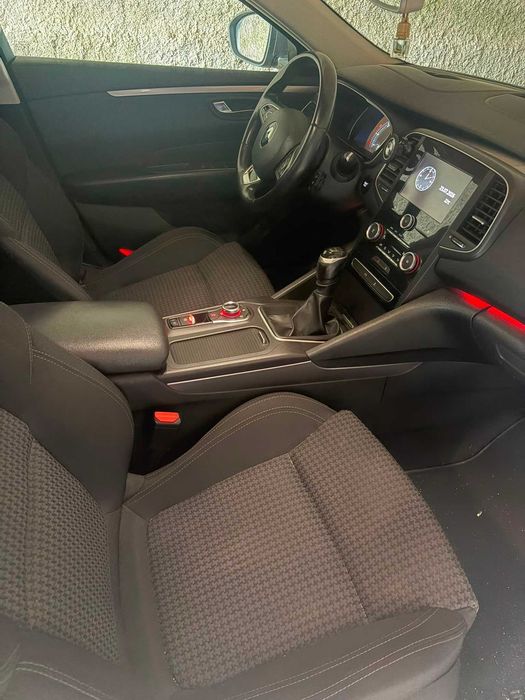 Renault Talisman Sport Tourer — fotografia 3
