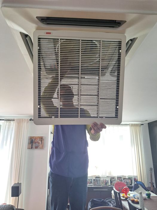 Limpeza de Ar-condicionado