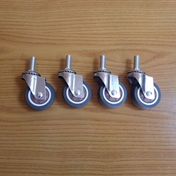 Колесо дiаметром 50мм з поворотном кронштейном