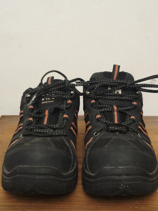Buty robocze HELLY HANSEN ki  rozm 36 wkł 26 cm