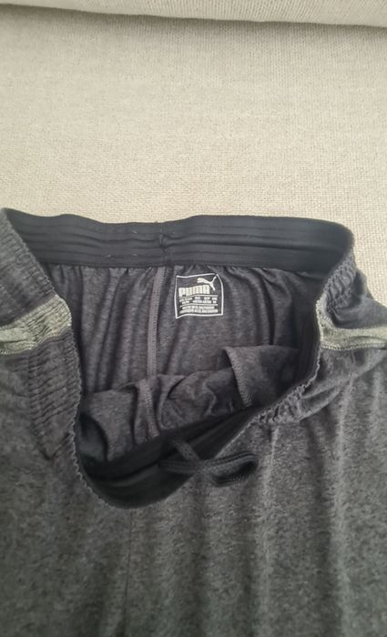 Calções Puma com dois bolsos