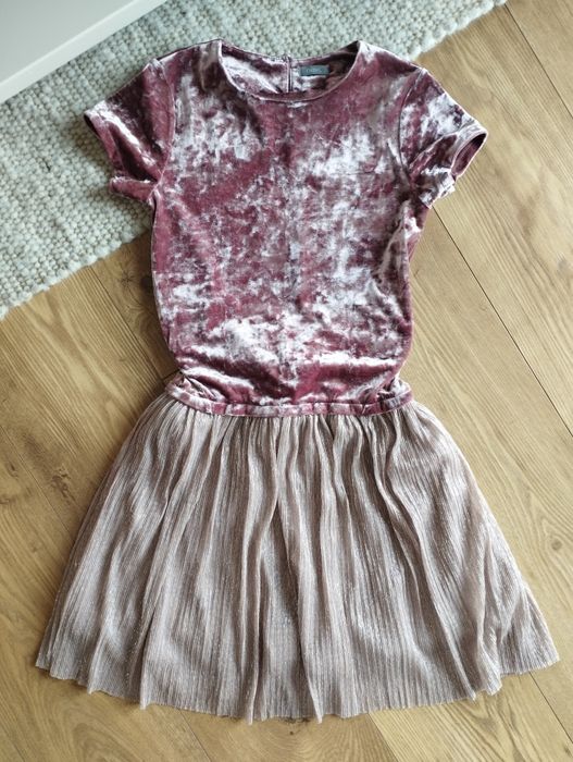 140cm, Next welurowa sukienka, plisowana sukienka