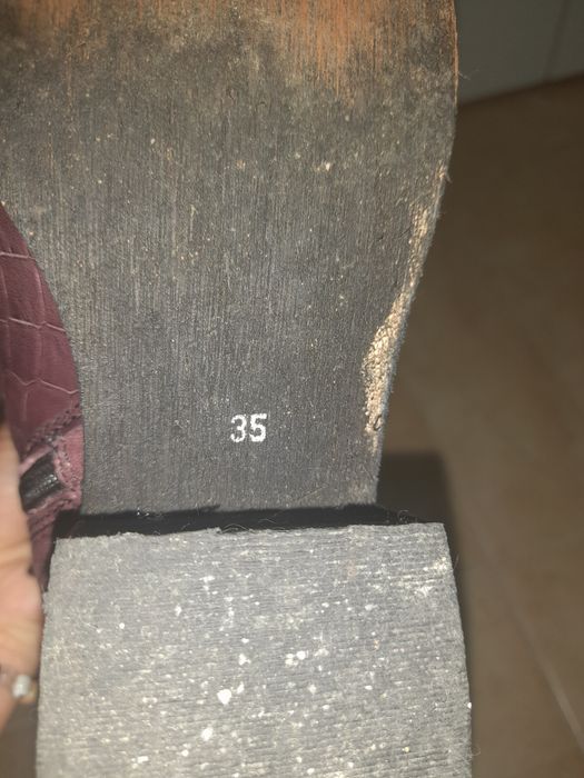 Botas Manuel Alves – Tamanho 35 – Estilo Elegante e Sofisticado