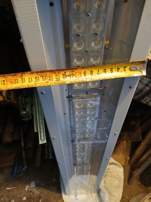 Прожектор свimлoлioдний