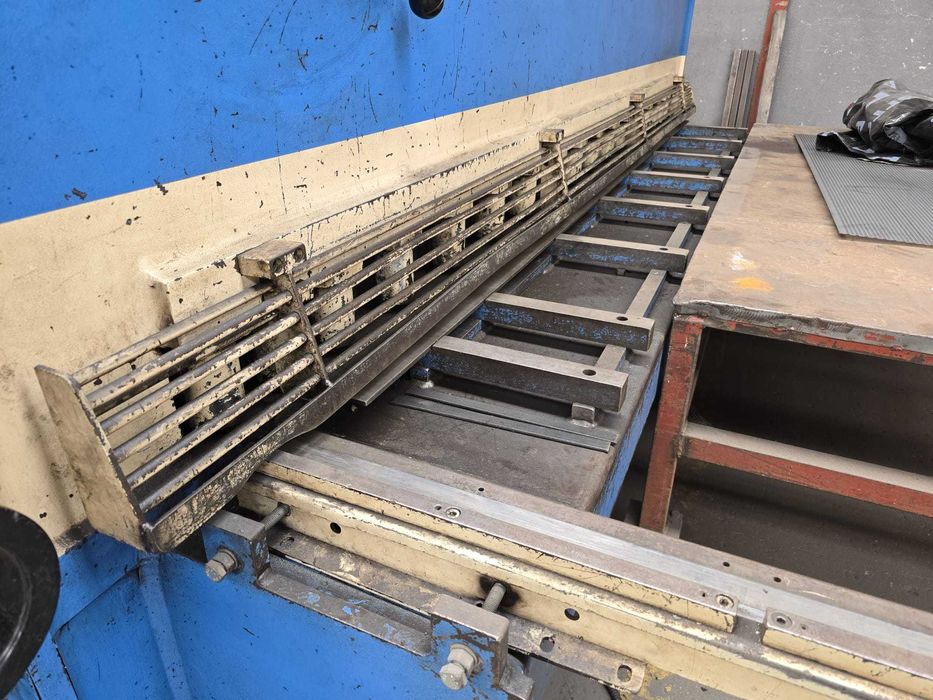 Quinadora / Quinadeira 3.5mts 150ton e Guilhotina 3mts 6mm